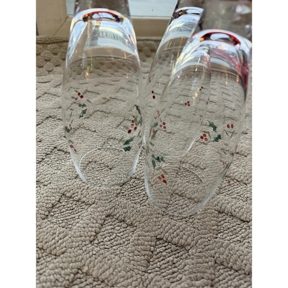 PFALTZGRAFF CHRISTMAS Winterberry High Ball‎ Red Base On 2 Non Red Base On 1 - Picture 9 of 10